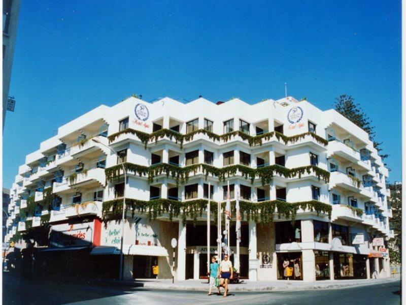 Atrium Zenon Hotel Apartments Larnaca Exteriör bild